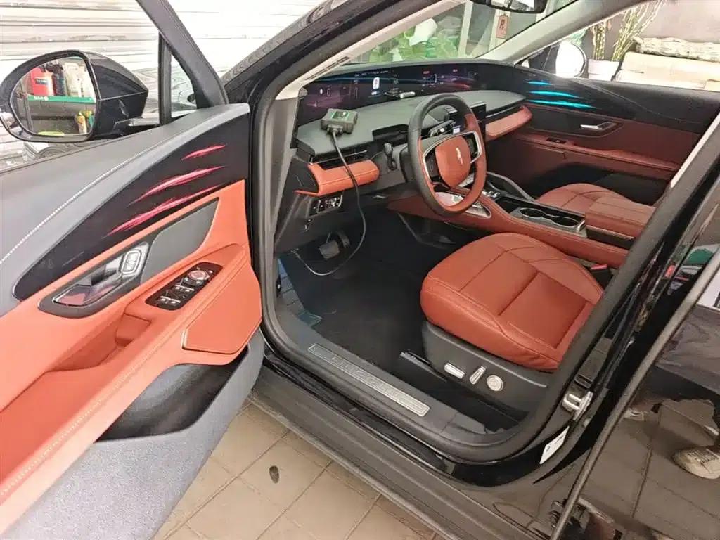 Navigator 2023 2.0T AWD Premium Hybrid — миниатюра 16