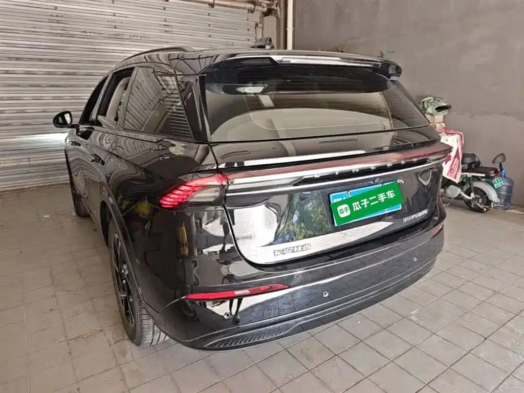 Navigator 2023 2.0T AWD Premium Hybrid — миниатюра 5