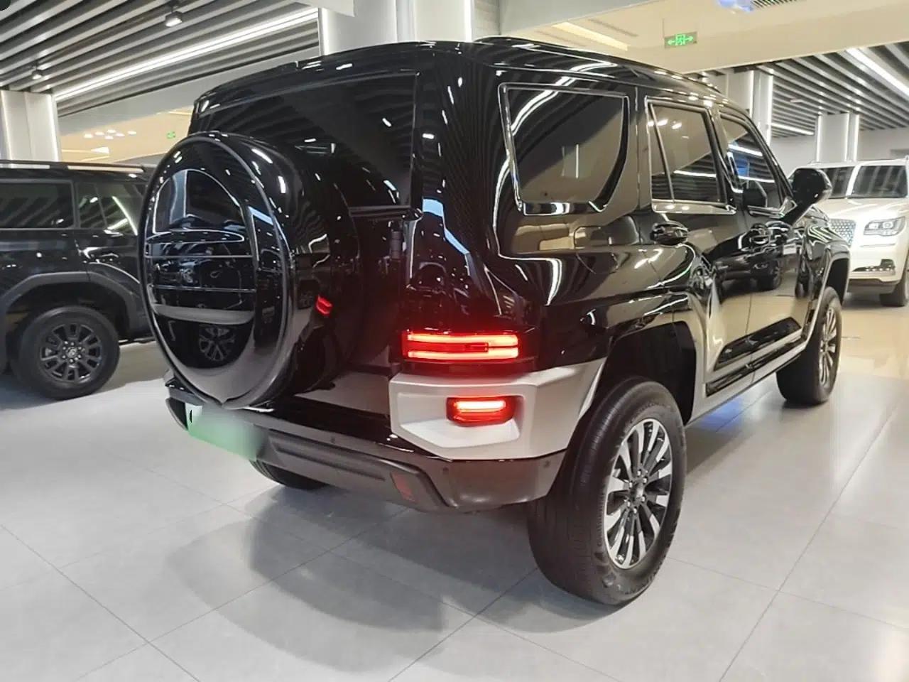 Tank 700 New Energy 2024 Hi4-T Extreme Edition — миниатюра 6