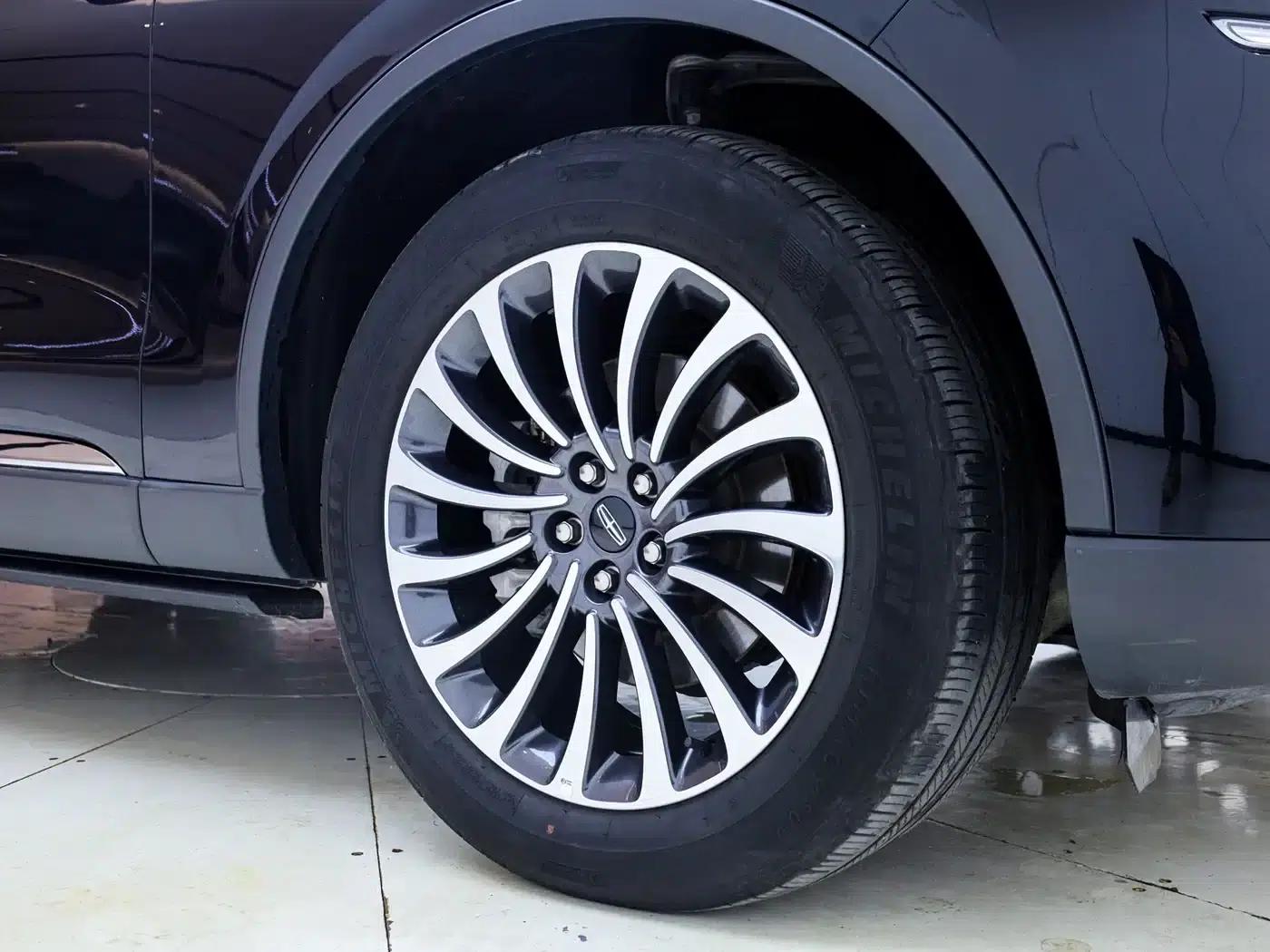 2023 Aviator 3.0T V6 AWD Premium Cruiser (6-seater) — миниатюра 20