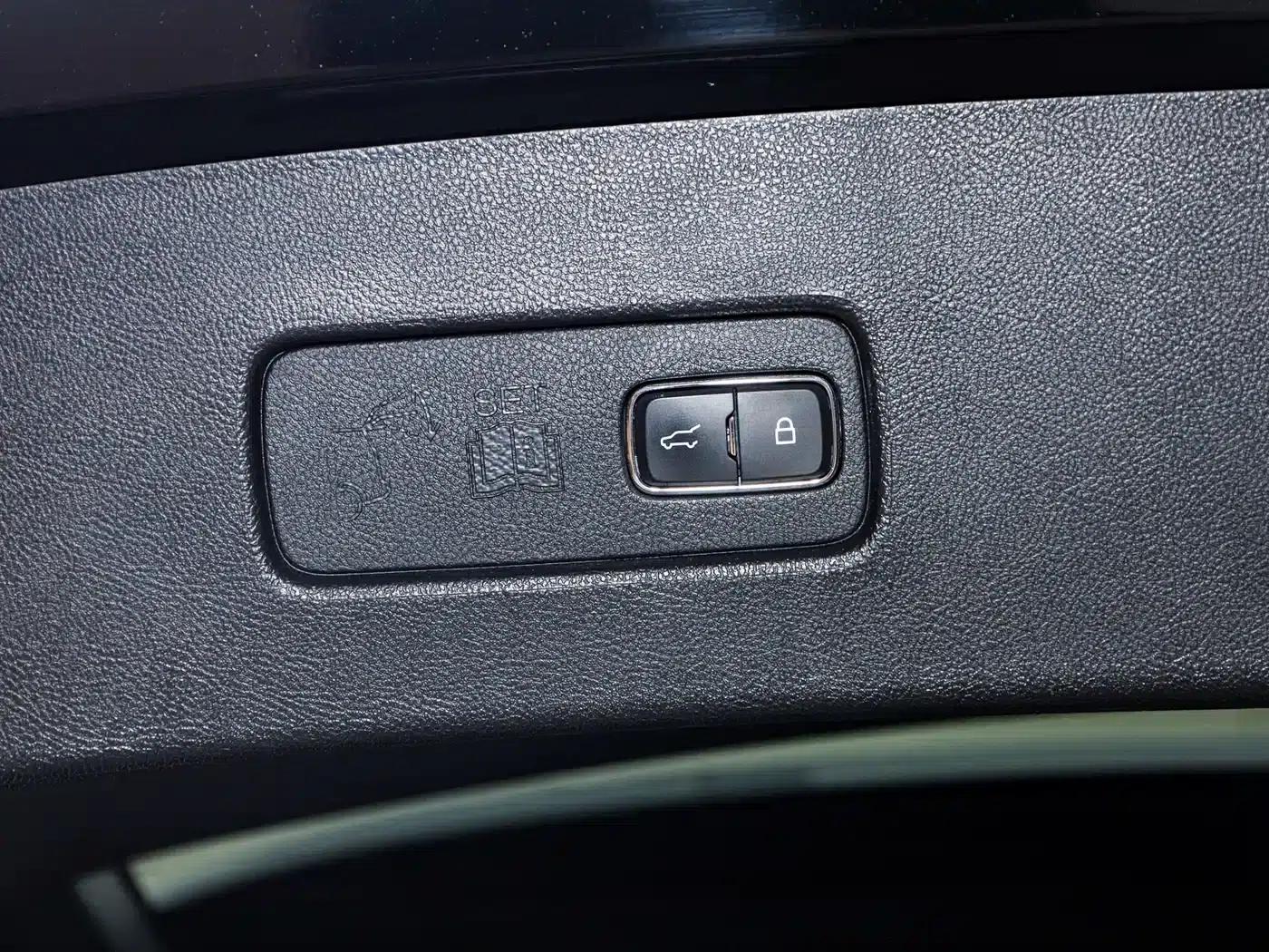 2023 Aviator 3.0T V6 AWD Premium Cruiser (6-seater) — миниатюра 21