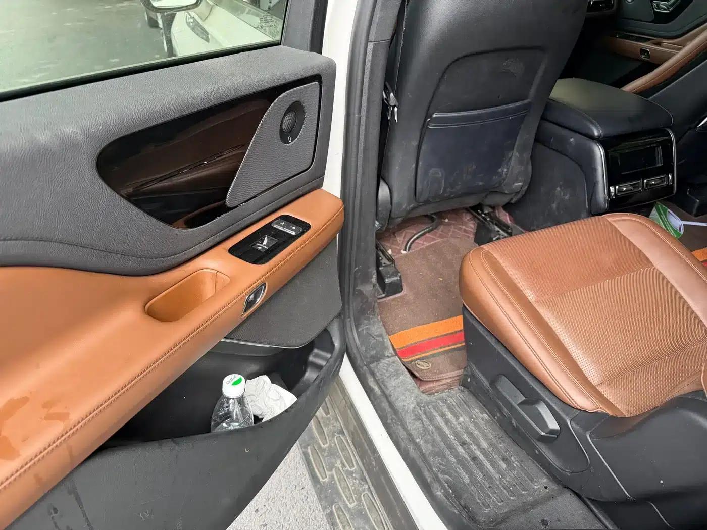 2021 Aviator 3.0T V6 AWD Premium Edition — миниатюра 9