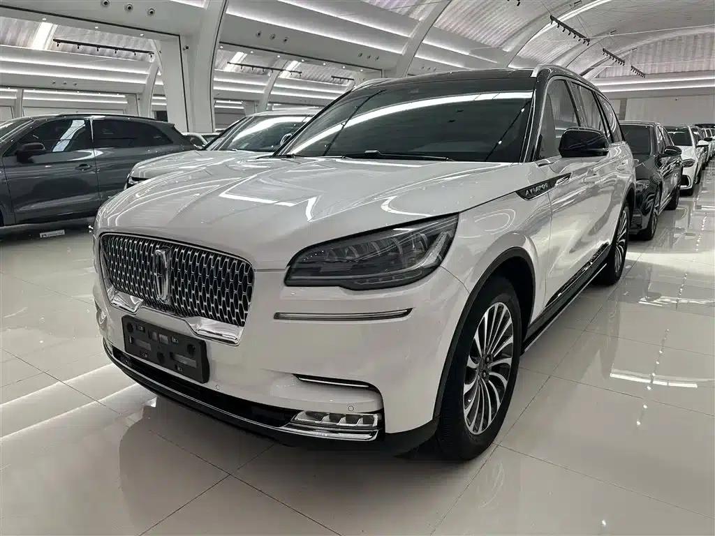 2022 Aviator 3.0T V6 AWD Premium Edition — миниатюра 1