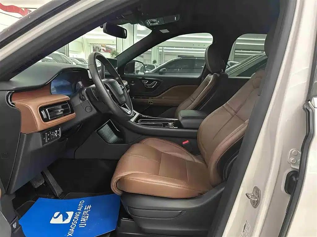 2022 Aviator 3.0T V6 AWD Premium Edition — миниатюра 7