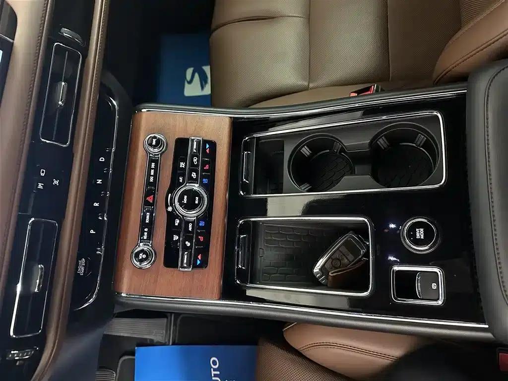 2022 Aviator 3.0T V6 AWD Premium Edition — миниатюра 10