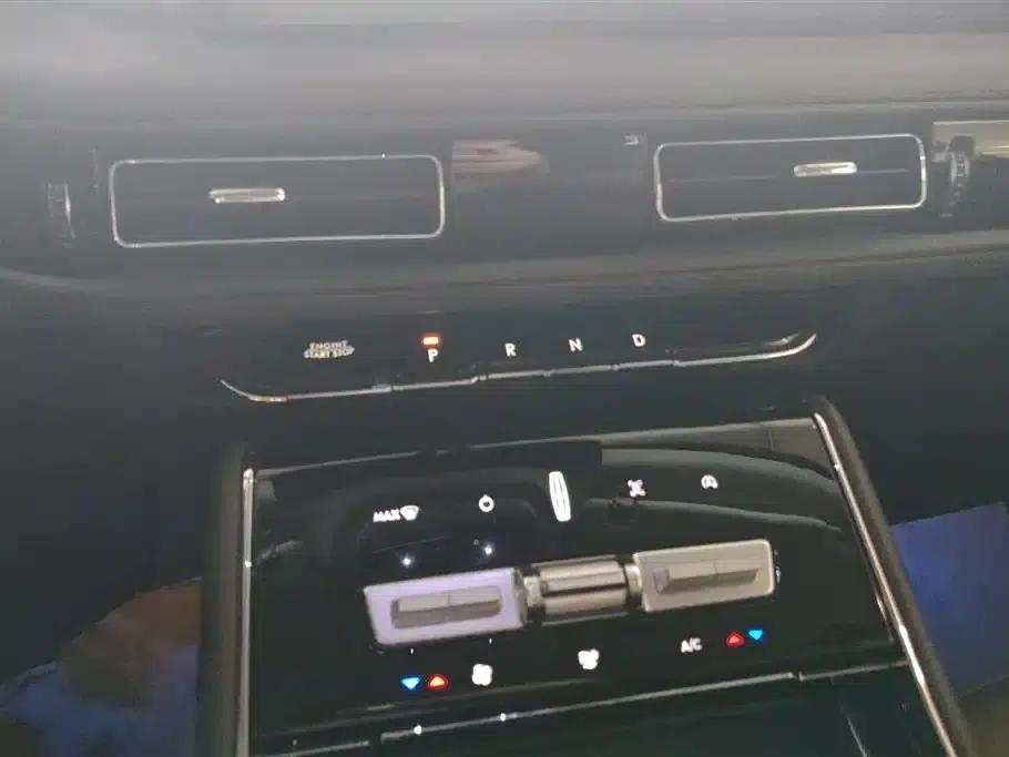 2024 Aviator 3.0T V6 AWD Elegant Edition (7-seater) — миниатюра 16
