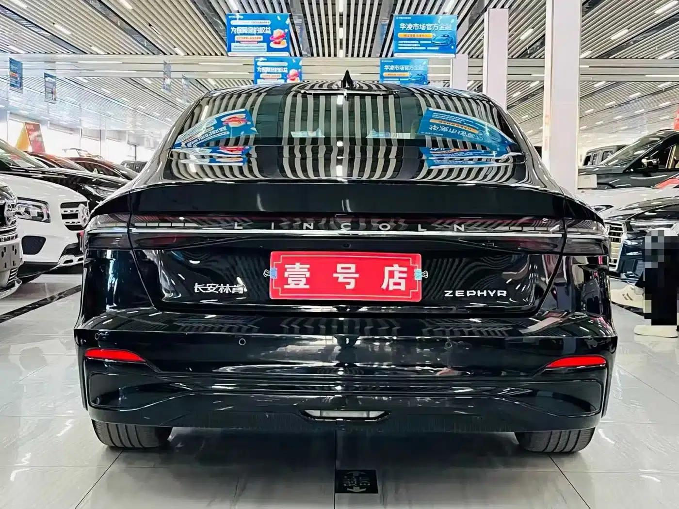Lincoln Z 2024 2.0T Two-Wheel Drive Premium Hybrid — миниатюра 5
