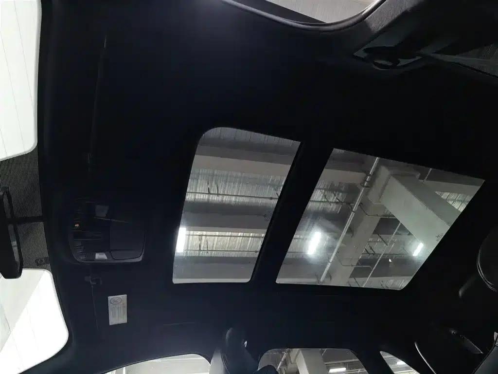 Lincoln MKC 2017 2.0T AWD Premium Edition — миниатюра 14
