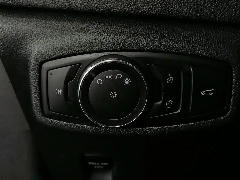 Lincoln MKC 2017 2.0T AWD Premium Edition — миниатюра 21