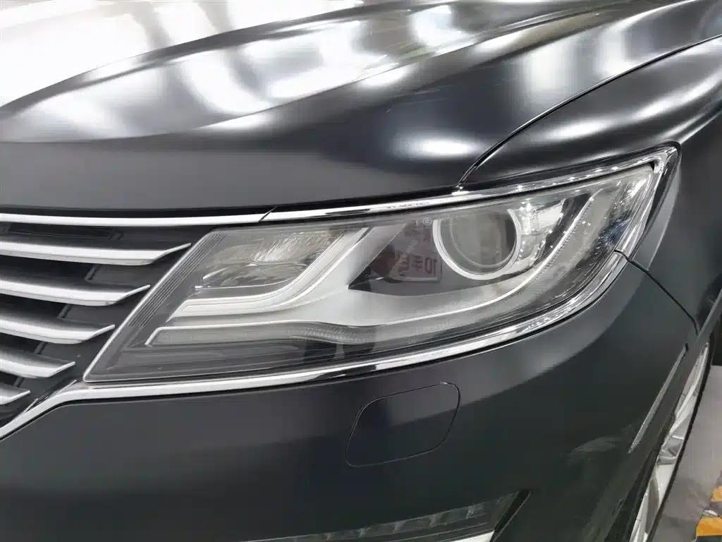Lincoln MKC 2017 2.0T AWD Premium Edition — миниатюра 7