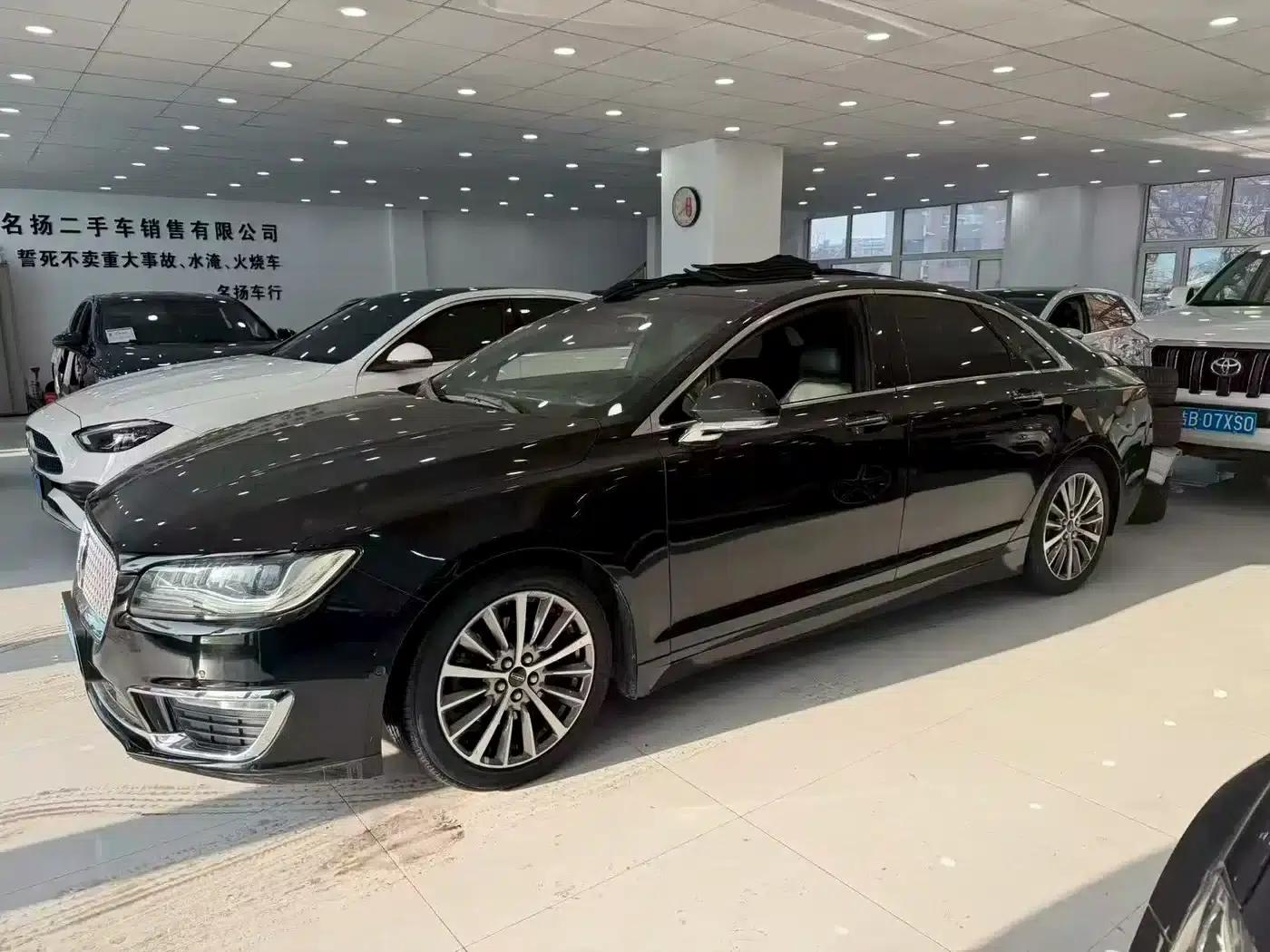 Lincoln MKZ 2017 2.0T Premium Edition — миниатюра 1