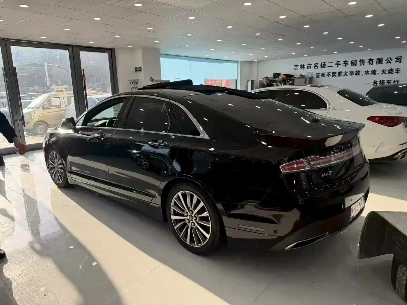 Lincoln MKZ 2017 2.0T Premium Edition — миниатюра 8