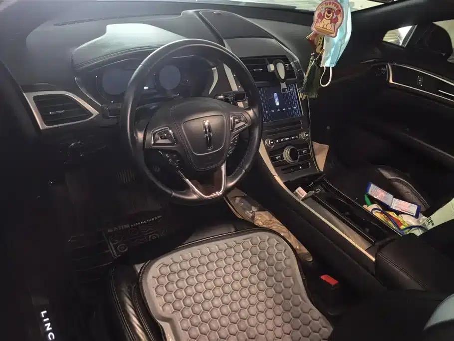 Lincoln MKZ 2017 2.0T Premium Edition — миниатюра 16