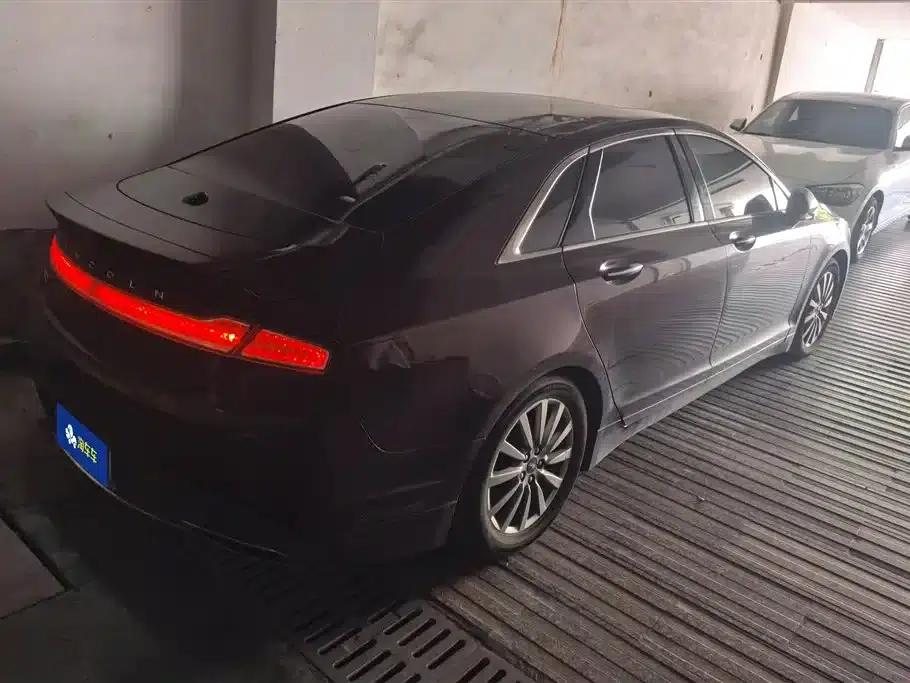 Lincoln MKZ 2017 2.0T Premium Edition — миниатюра 3
