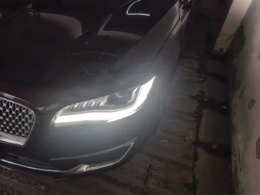 Lincoln MKZ 2017 2.0T Premium Edition — миниатюра 5