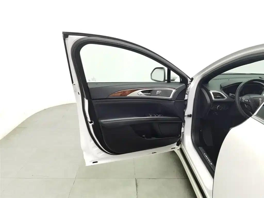 Lincoln MKZ 2019 2.0T Premium Edition (China VI Emission Standard) — миниатюра 8