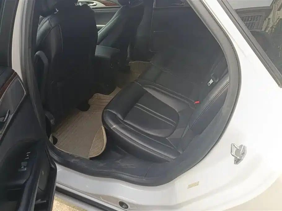 Lincoln MKZ 2019 2.0T Premium Edition (National V Emission Standard) — миниатюра 11