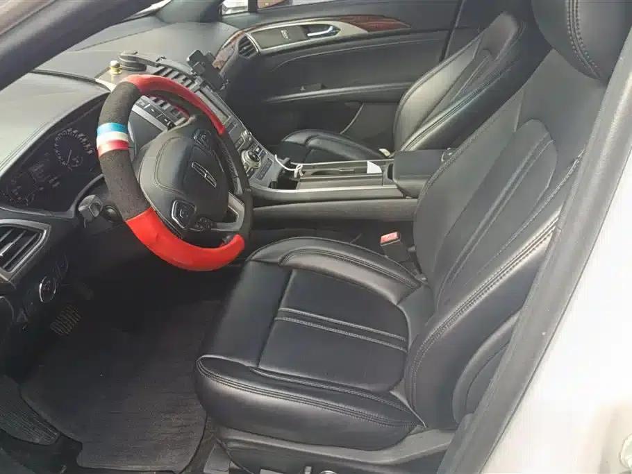 Lincoln MKZ 2019 2.0T Premium Edition (National V Emission Standard) — миниатюра 9