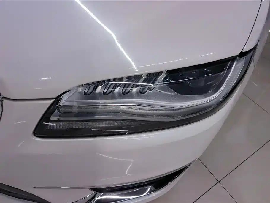 Lincoln MKZ 2017 2.0T Premium Edition — миниатюра 5