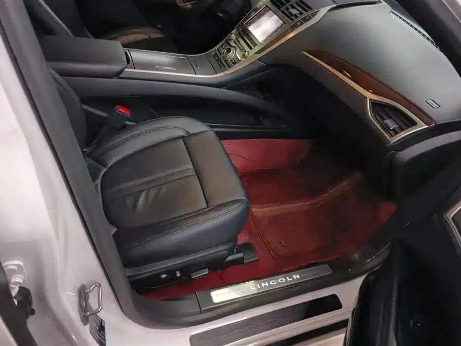 Lincoln MKZ 2017 2.0T Premium Edition — миниатюра 8