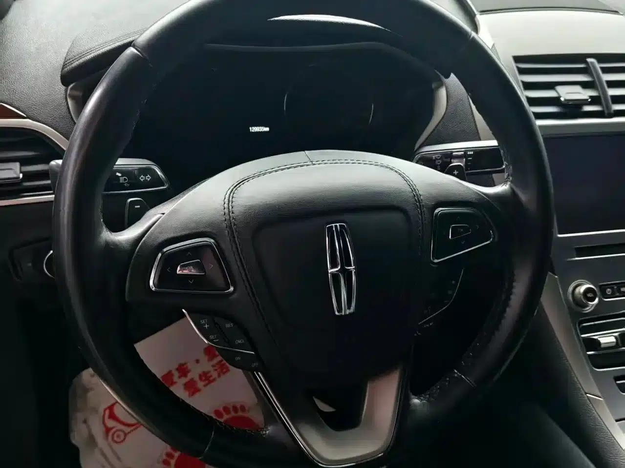 Lincoln MKZ 2019 2.0T Premium Edition (National V Emission Standard) — миниатюра 7