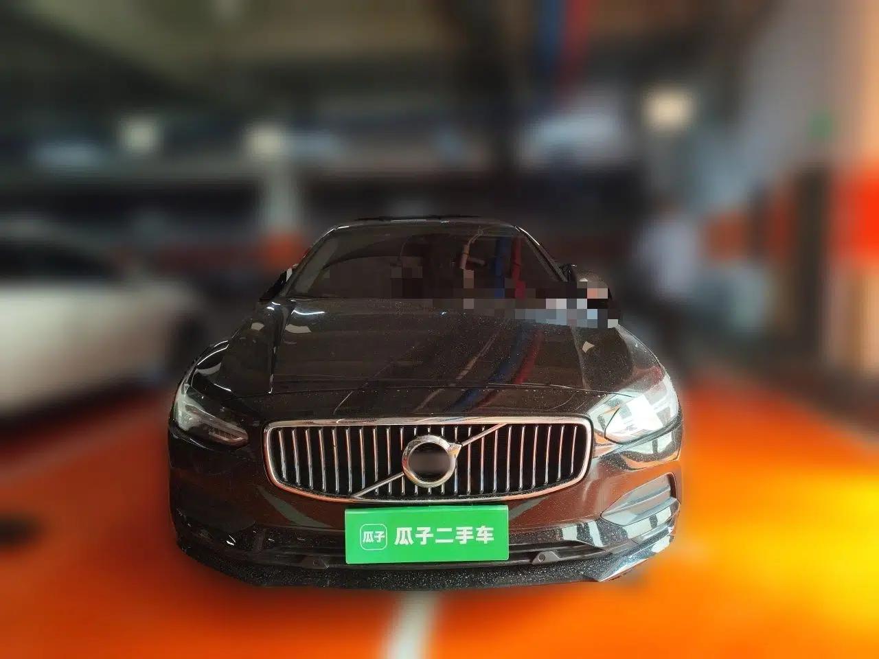 Volvo S90 2017 T4 Zhiyuan Edition — миниатюра 2