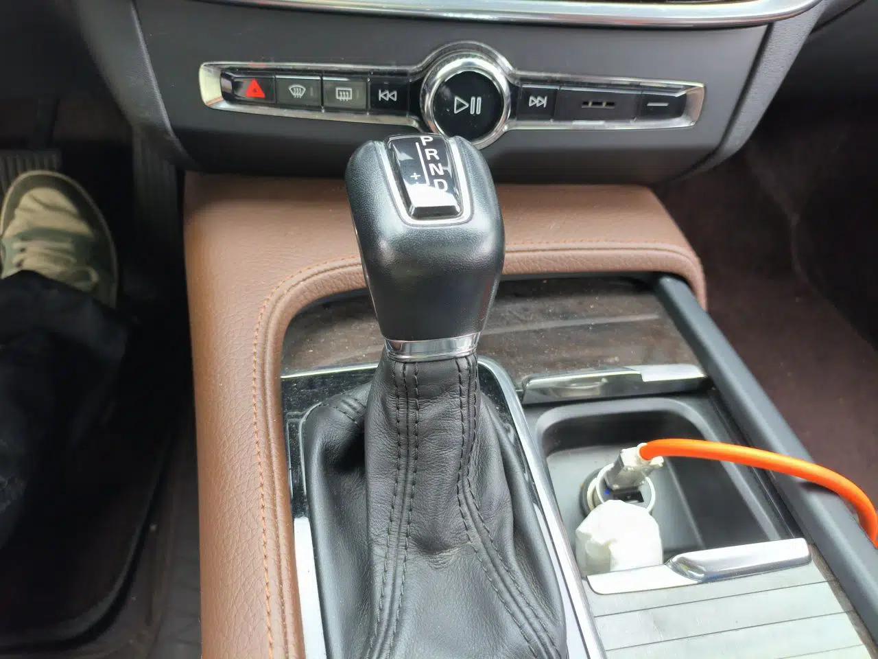 Volvo S90 2018 T5 Zhiyuan Edition — миниатюра 15
