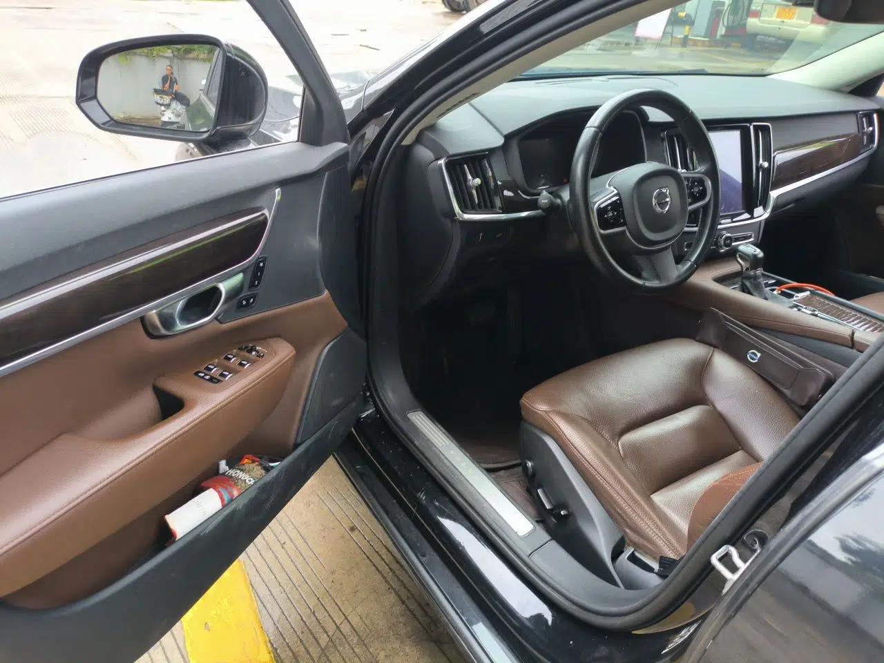 Volvo S90 2018 T5 Zhiyuan Edition — миниатюра 17