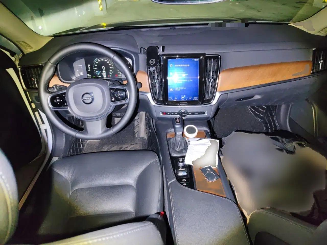Volvo S90 2019 T5 Zhiyi Edition — миниатюра 18