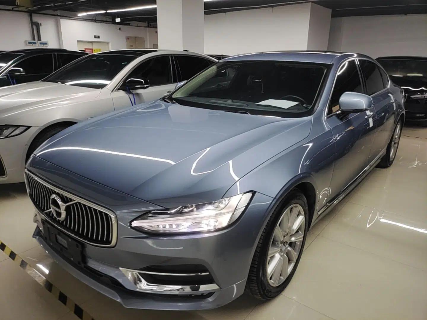 Volvo S90 2020 Facelifted T5 Zhiyi Luxury Edition — миниатюра 1