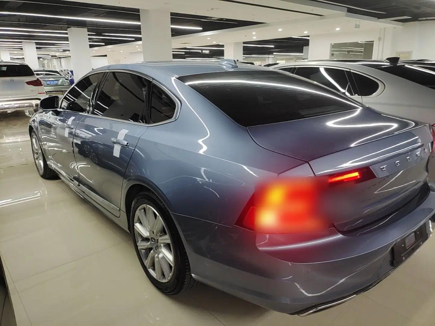 Volvo S90 2020 Facelifted T5 Zhiyi Luxury Edition — миниатюра 4