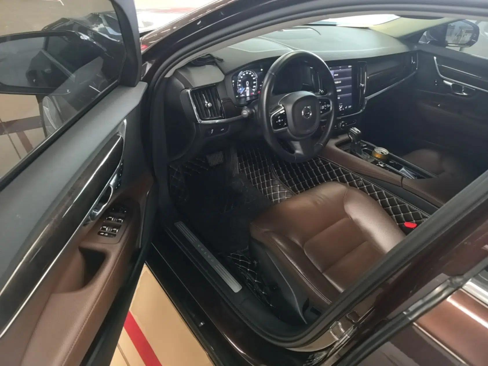 Volvo S90 2017 T5 Zhiyuan Edition — миниатюра 19