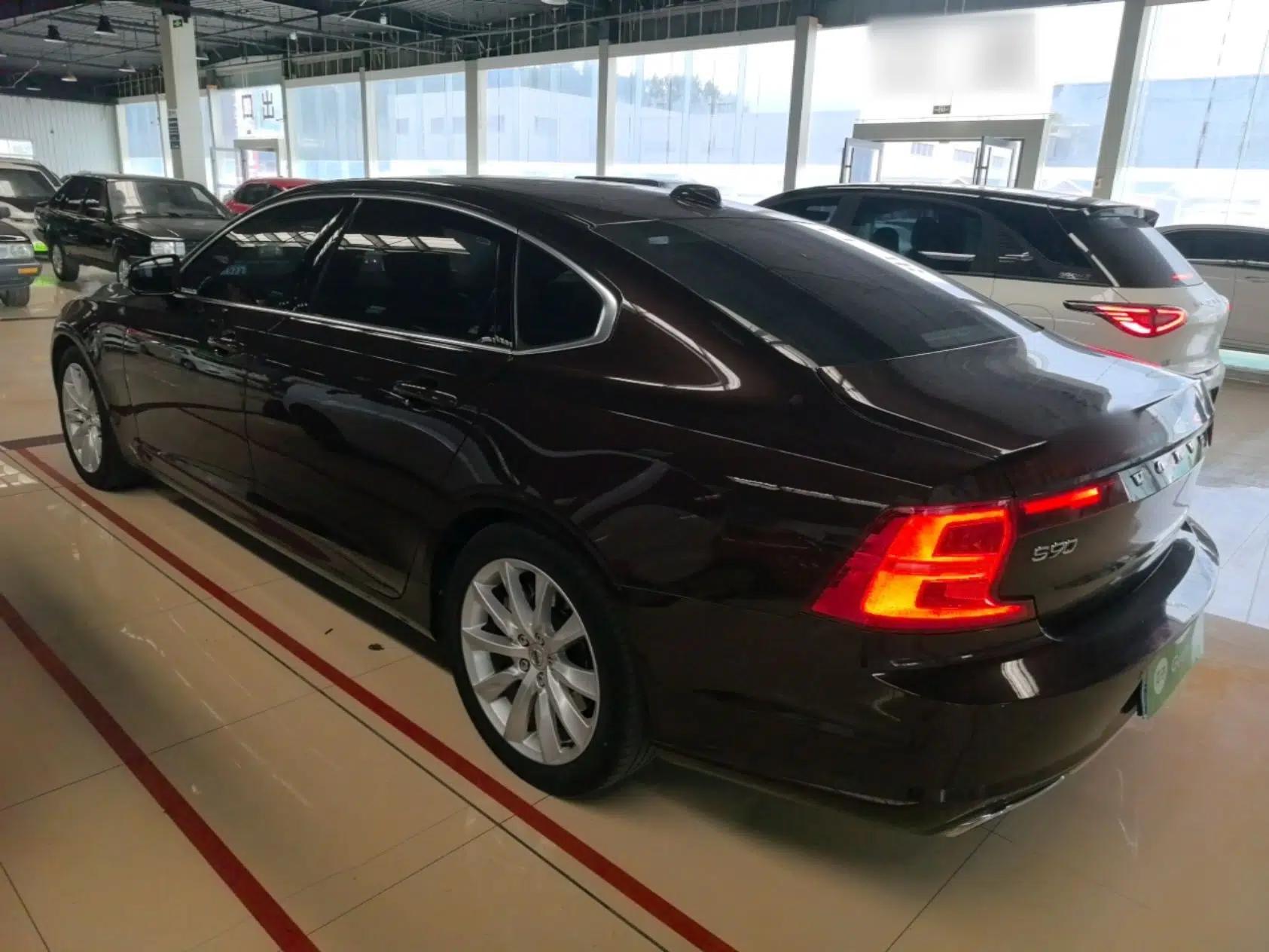 Volvo S90 2017 T5 Zhiyuan Edition — миниатюра 4
