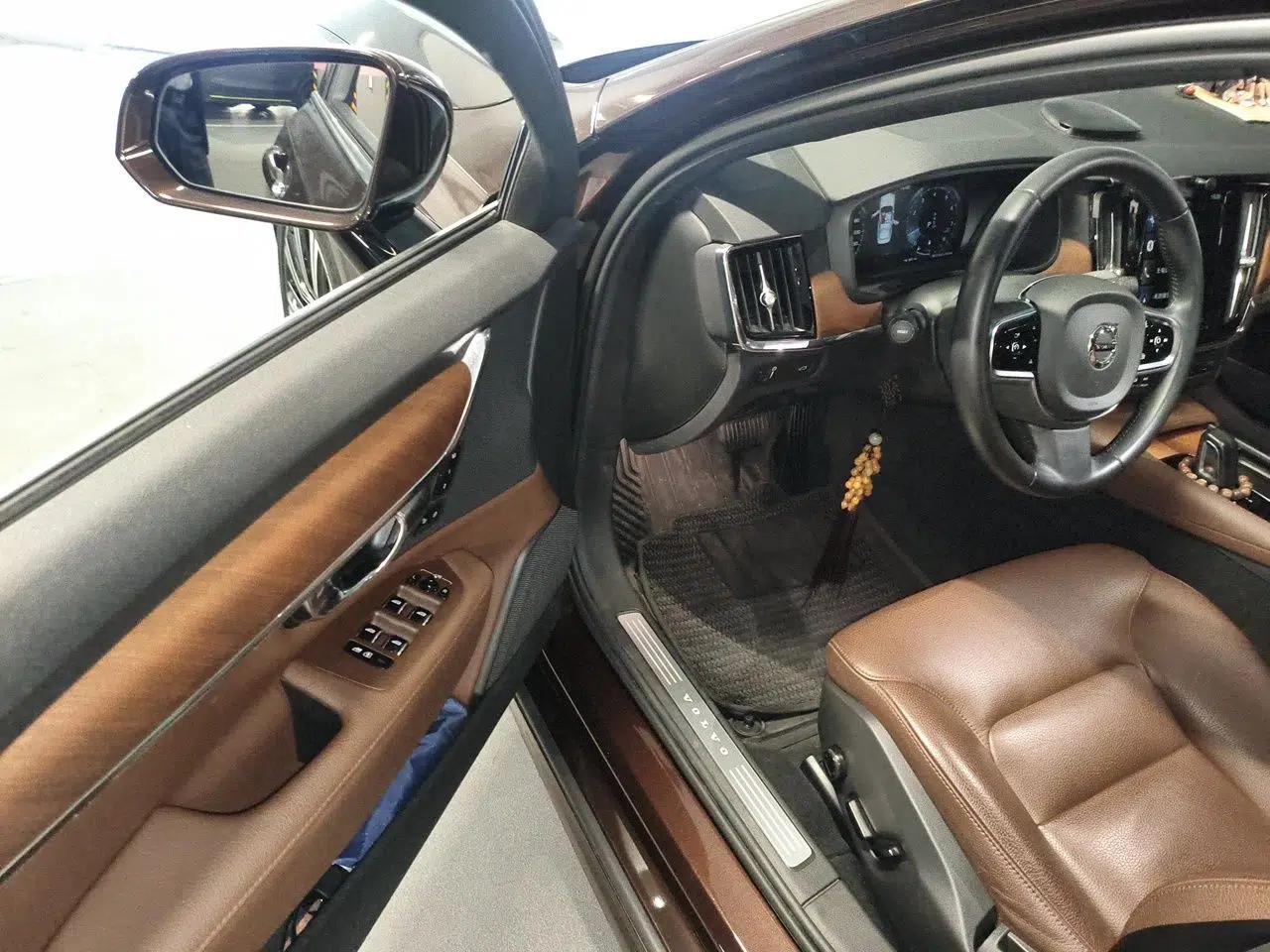Volvo S90 2021 B5 Zhiyi Luxury Edition — миниатюра 17