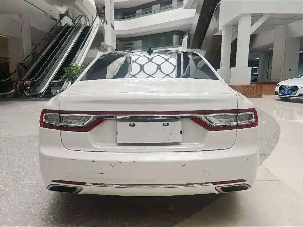 Lincoln Continental 2019 2.0T Two-Wheel Drive Premium Edition (China V Emission Standard) — миниатюра 3