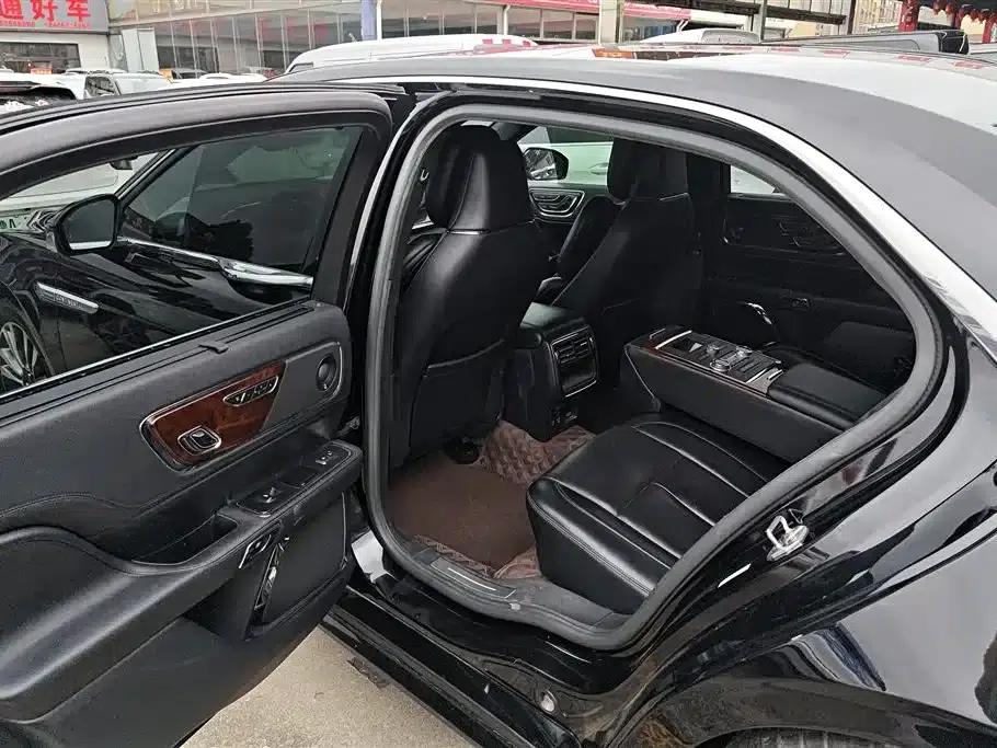 Lincoln Continental 2017 3.0T AWD Reserve — миниатюра 11