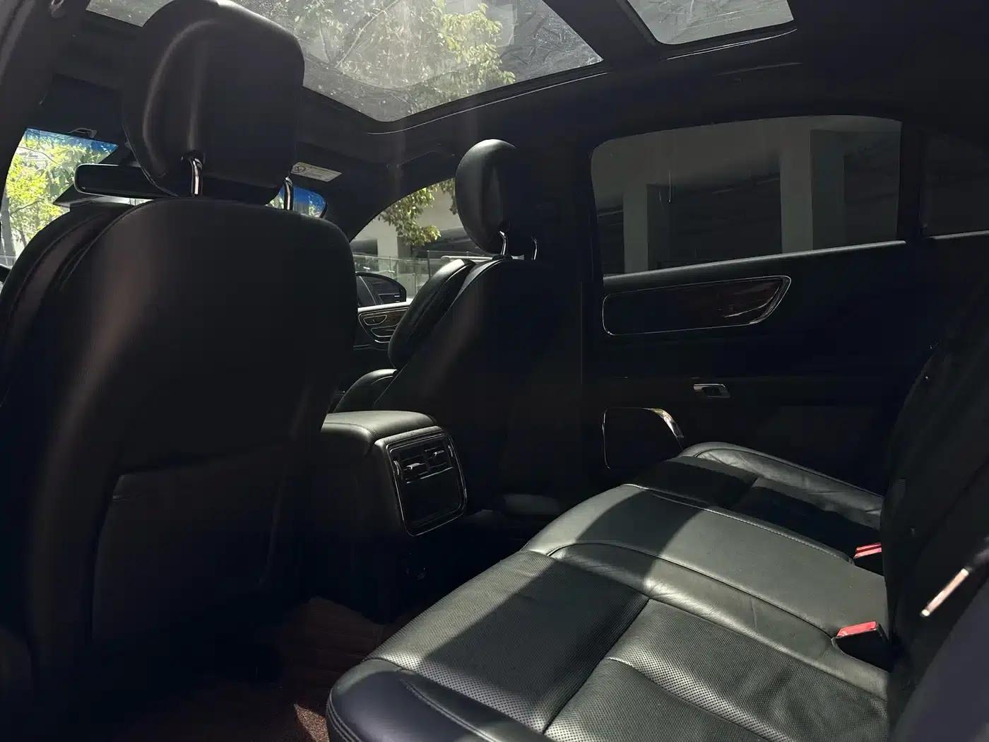 Lincoln Continental 2017 2.0T Two-Wheel Drive Premium Edition — миниатюра 11