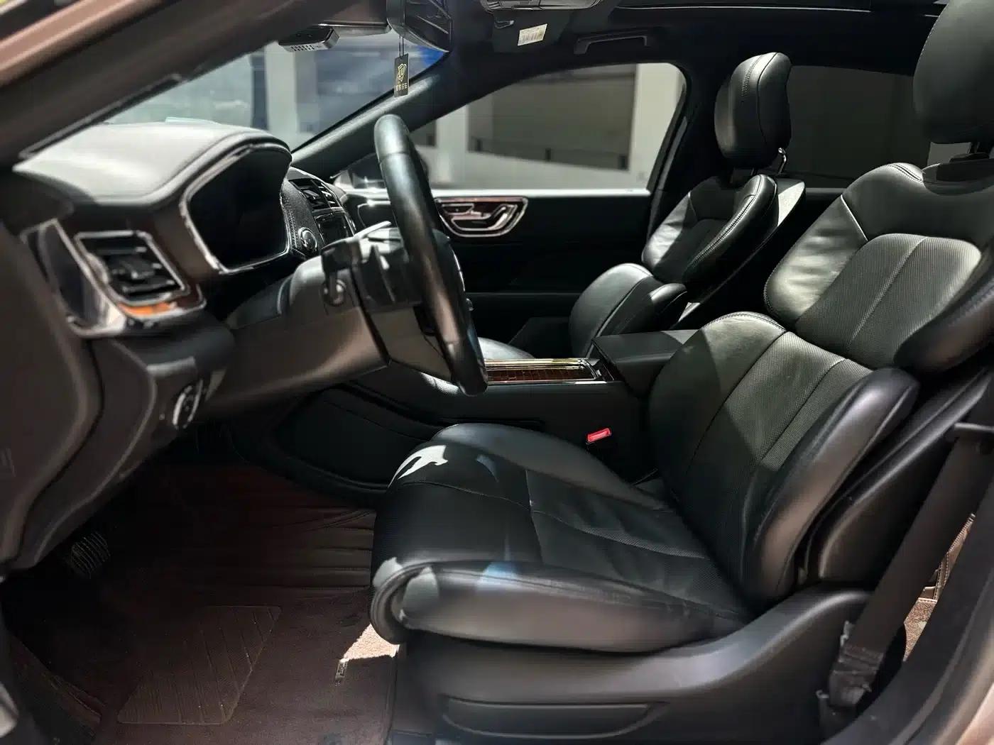 Lincoln Continental 2017 2.0T Two-Wheel Drive Premium Edition — миниатюра 10