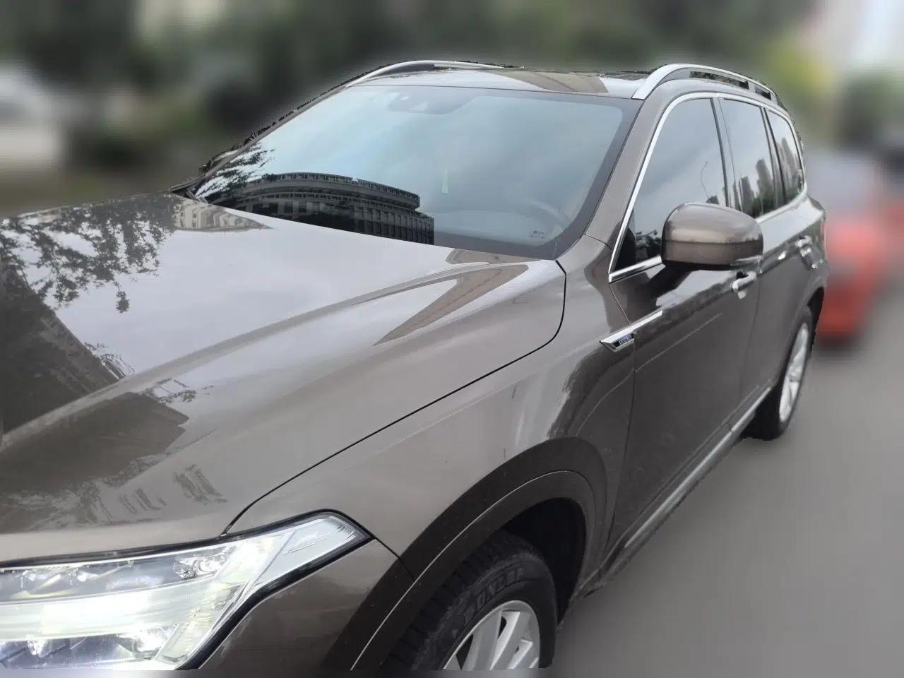 Volvo XC90 2018 T6 Zhiyi Edition 7-Seater — миниатюра 1