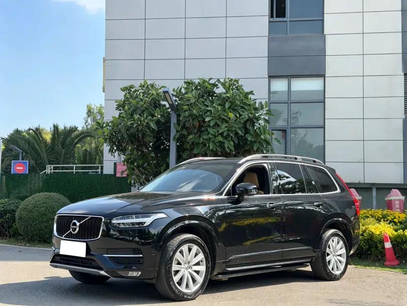 Volvo XC90 2015 T6 Zhiya Edition 7-seater — миниатюра 1