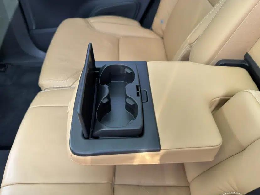 Volvo XC90 2015 T6 Zhiya Edition 7-seater — миниатюра 34