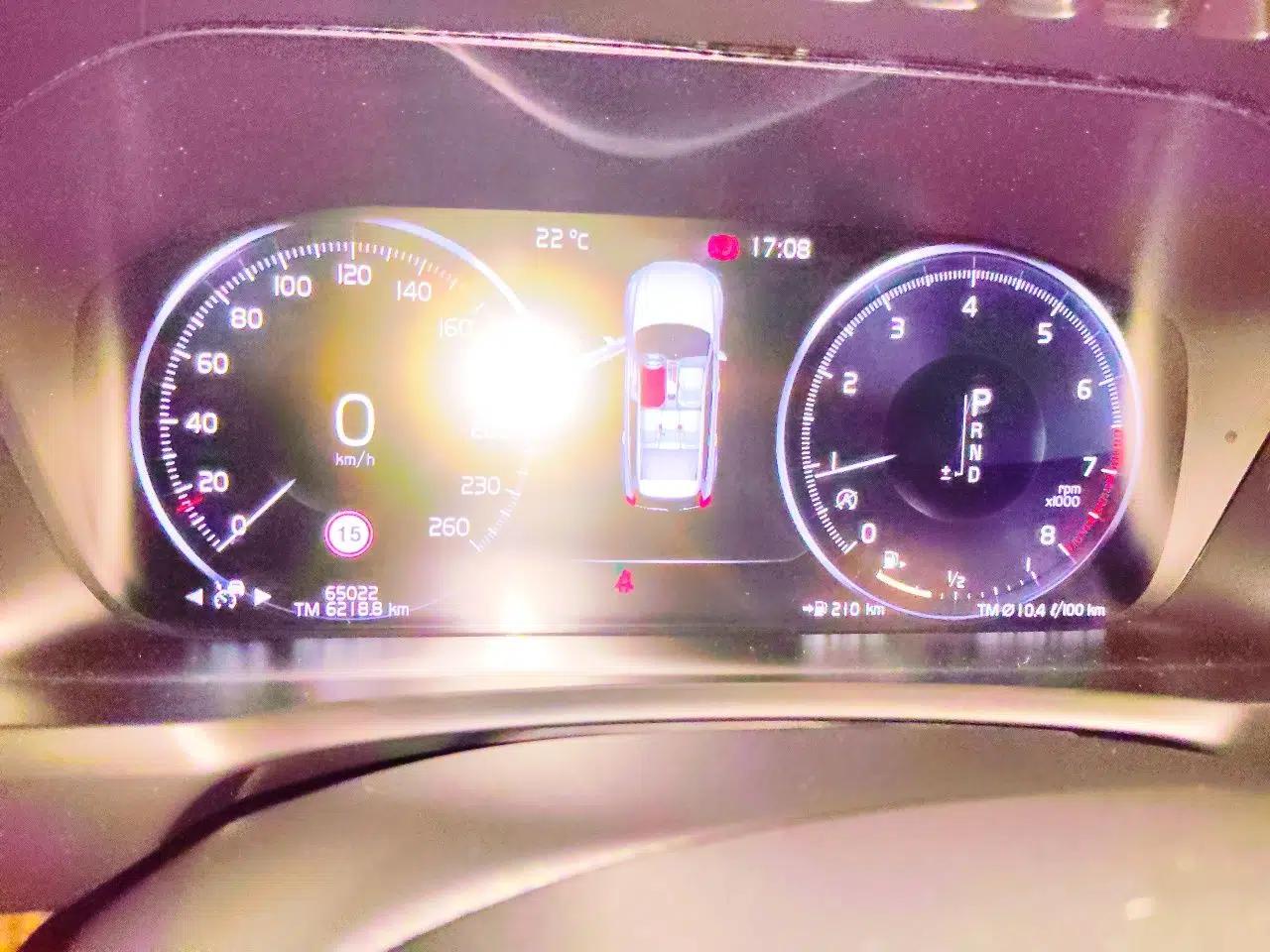 Volvo XC90 2015 T6 Luxury Edition 5-seater — миниатюра 12