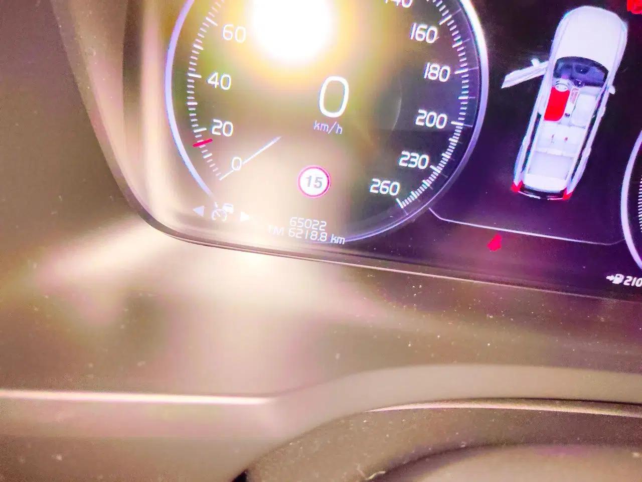 Volvo XC90 2015 T6 Luxury Edition 5-seater — миниатюра 13