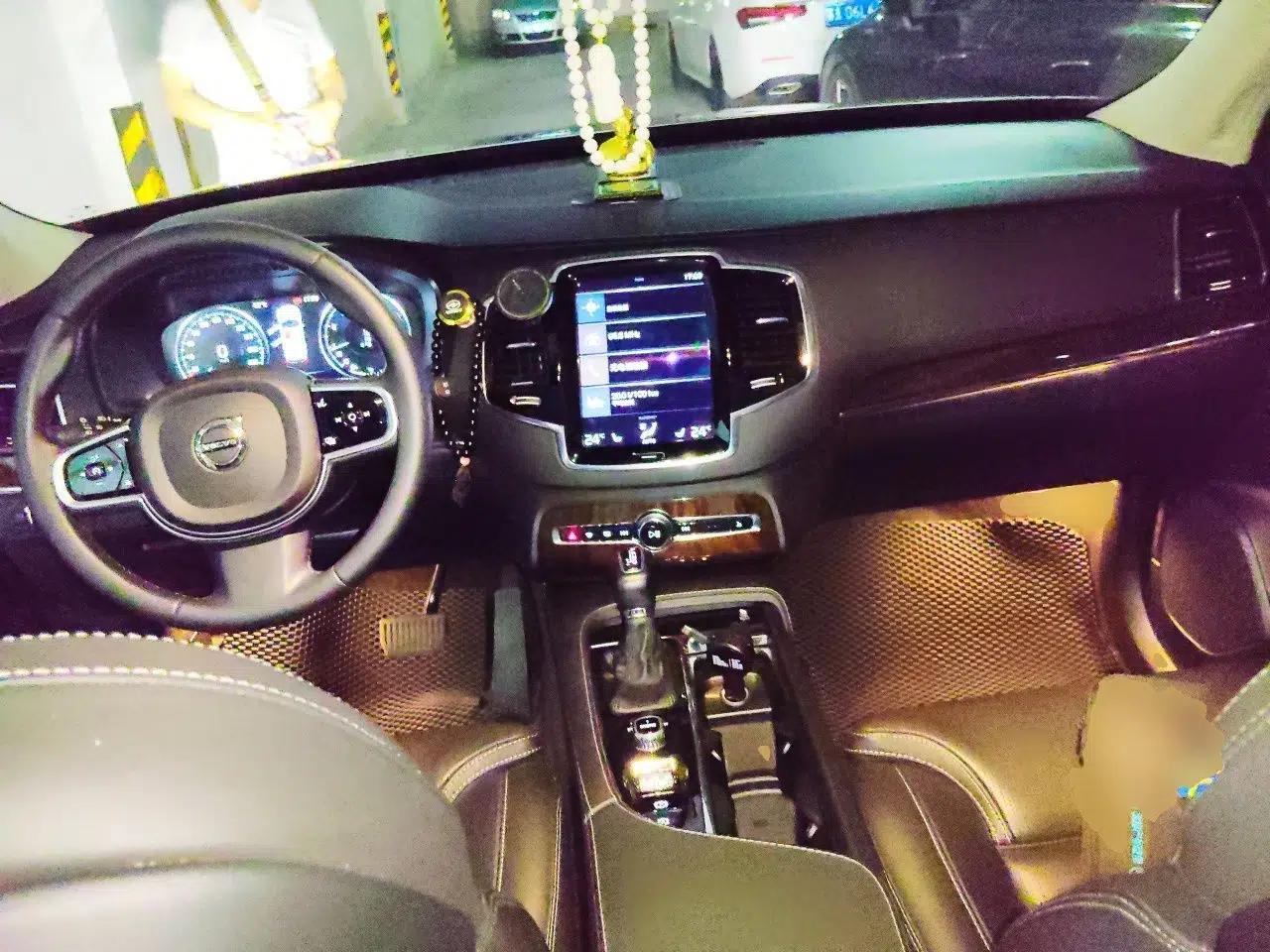 Volvo XC90 2015 T6 Luxury Edition 5-seater — миниатюра 10