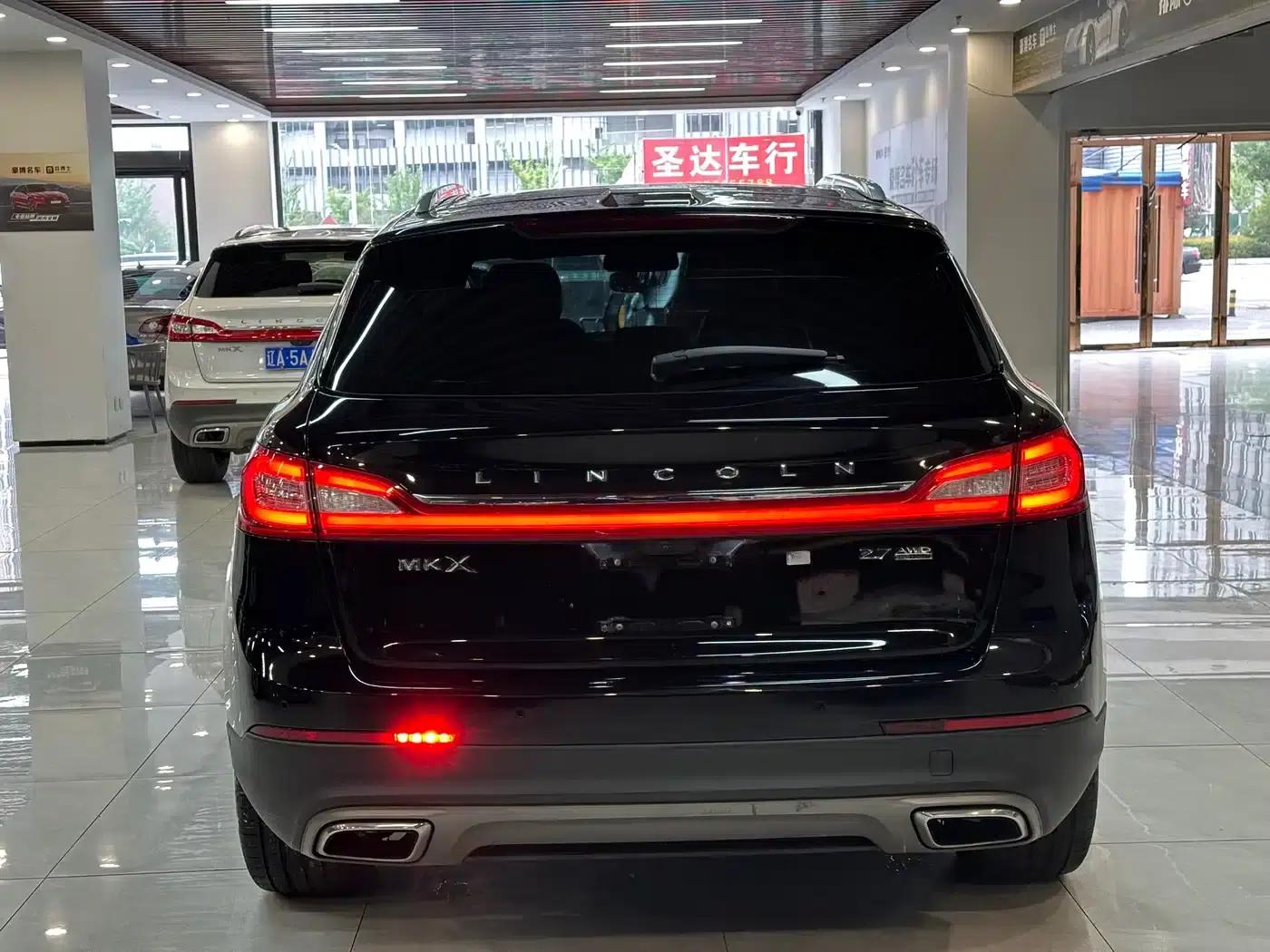 Lincoln MKX 2015 2.7T AWD Premium Edition — миниатюра 4