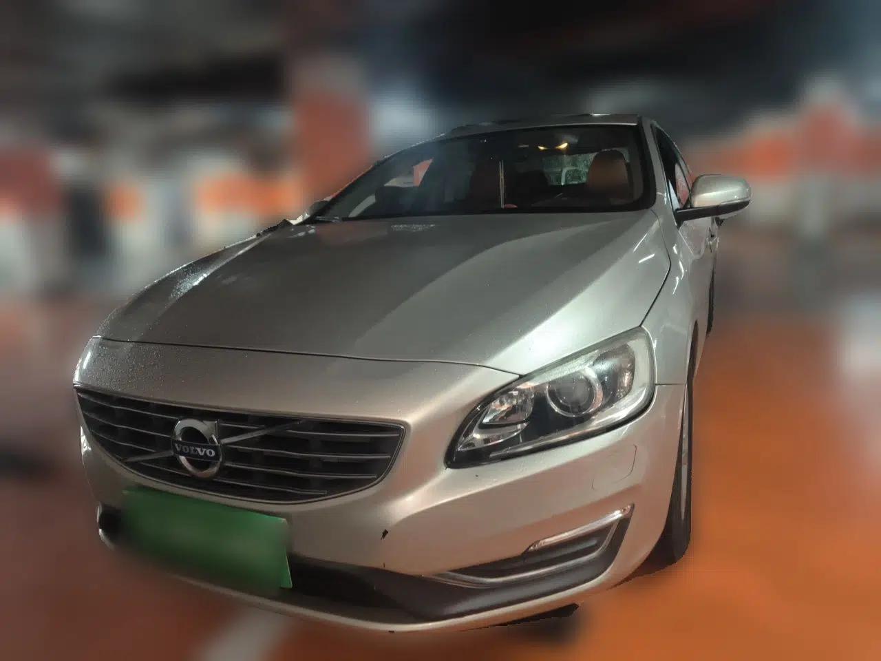 Volvo S60 2017 S60L T3 Smart Upgrade Edition — миниатюра 2