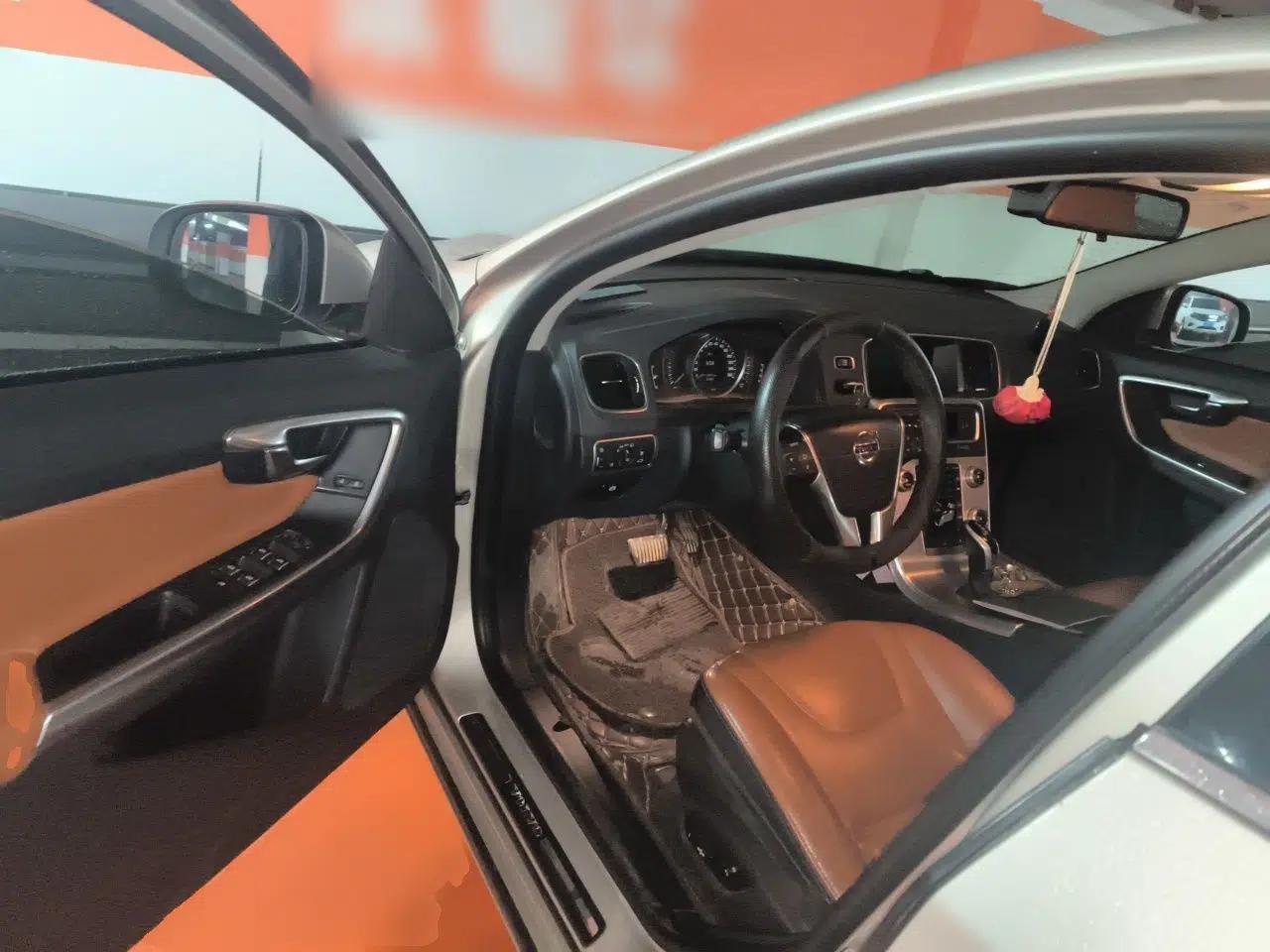 Volvo S60 2017 S60L T3 Smart Upgrade Edition — миниатюра 17