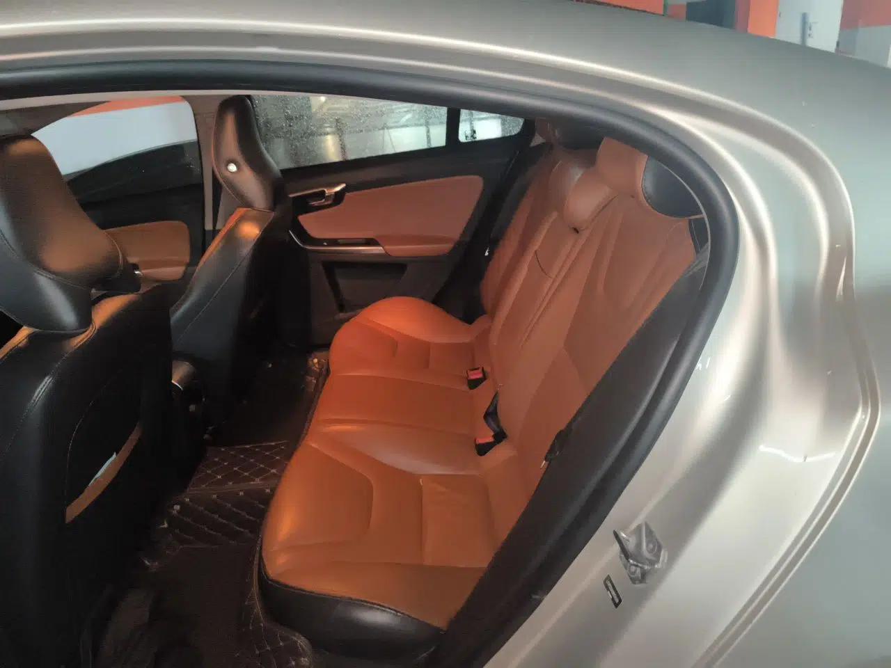 Volvo S60 2017 S60L T3 Smart Upgrade Edition — миниатюра 18