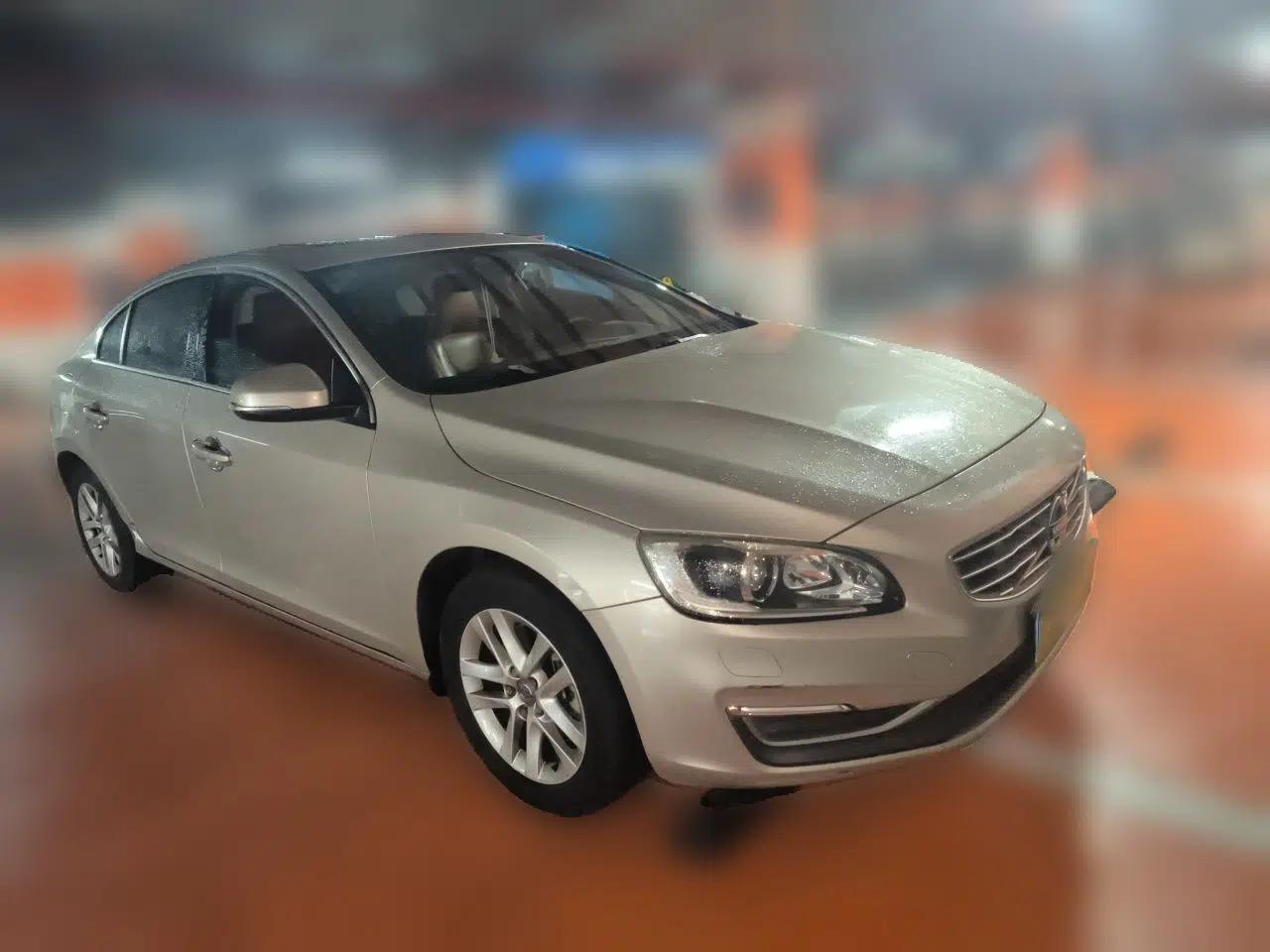 Volvo S60 2017 S60L T3 Smart Upgrade Edition — миниатюра 3