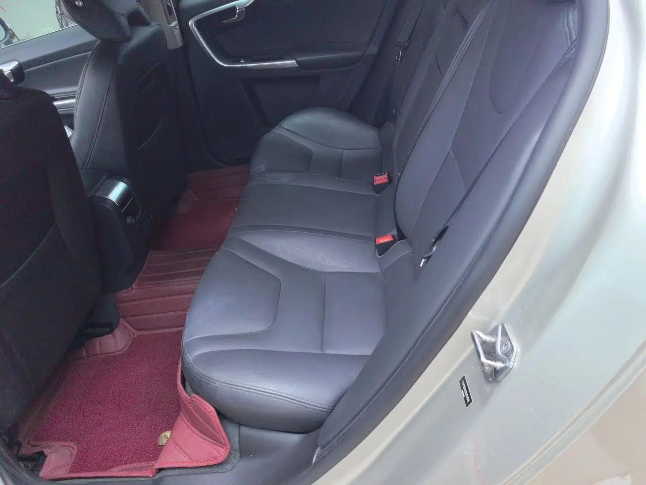 Volvo S60 2017 S60L T3 Smart Upgrade Edition — миниатюра 18